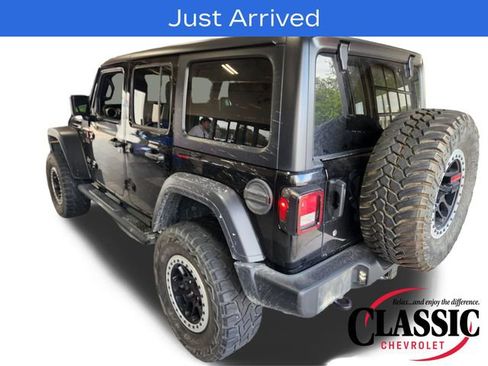 Used 2018 Jeep Wrangler Unlimited Sport S AWD/4WD image 6