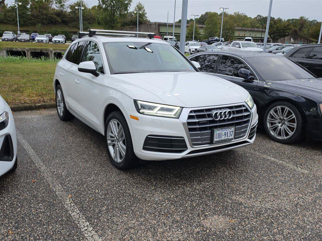 Used 2020 Audi Q5 2.0T Premium Plus w/ Premium Plus Package AWD/4WD image 3