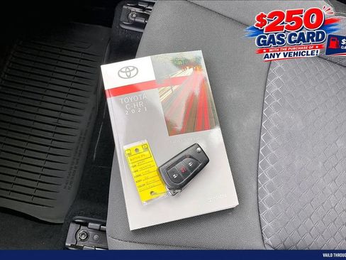 Used 2021 Toyota C-HR LE FWD image 10