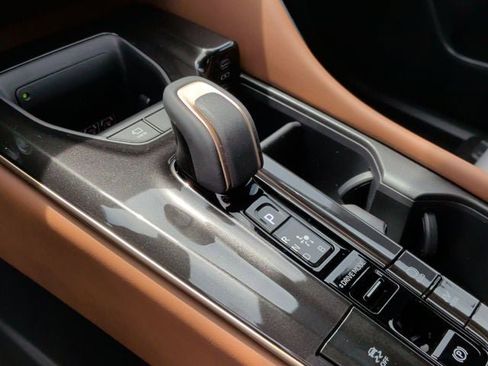 New 2026 Toyota Crown AWD/4WD image 19