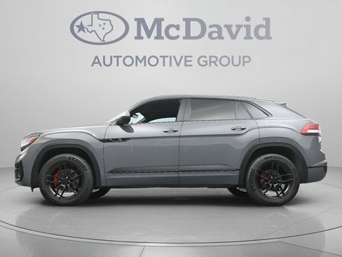 Used 2020 Volkswagen Atlas Cross Sport SEL R-Line FWD image 28