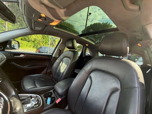 Used 2017 Audi Q5 2.0T Premium Plus w/ Technology Package AWD/4WD image 19