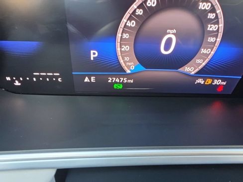 Used 2025 Volkswagen Taos SE FWD image 23