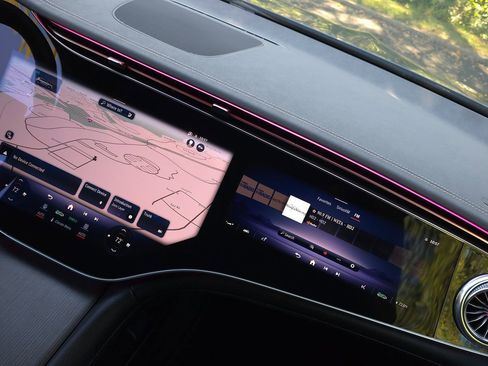 Used 2023 Mercedes-Benz EQS 580 4MATIC SUV image 92