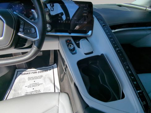 Used 2022 Chevrolet Corvette Stingray Premium Conv w/ Z51 Performance Package image 43