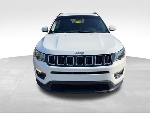 Used 2018 Jeep Compass Latitude w/ Safe & Security Group image 3