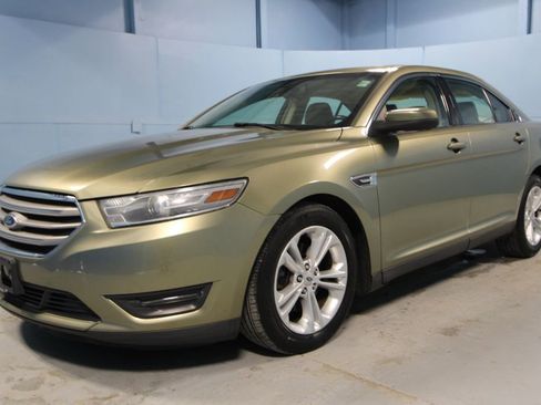 Used 2013 Ford Taurus SEL FWD image 23