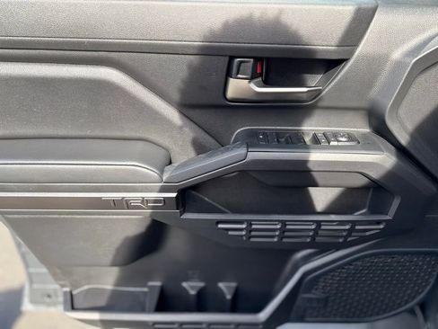 Certified 2024 Toyota Tacoma TRD Off-Road w/ TRD Off Road Upgrade Package image 15