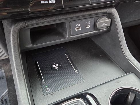 Used 2023 Honda Pilot EX-L image 29