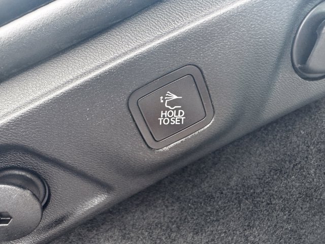 New 2026 Dodge Charger R/T AWD/4WD image 18