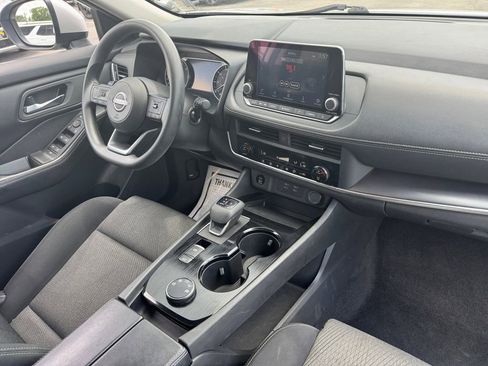 Used 2024 Nissan Rogue SV AWD/4WD image 21