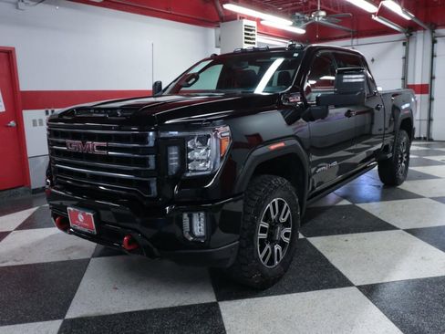Used 2022 GMC Sierra 2500 AT4 w/ AT4 Preferred Package image 5