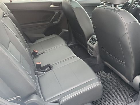 Used 2021 Volkswagen Tiguan SE R-Line FWD image 25