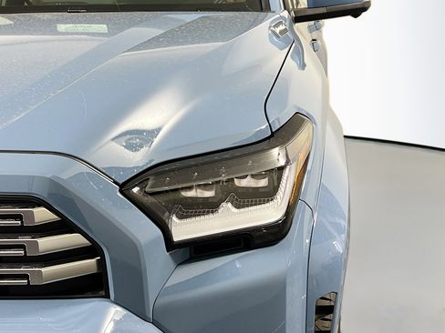 New 2026 Toyota 4Runner Limited AWD/4WD image 11