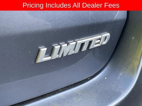 Used 2017 Toyota Highlander Limited Platinum FWD image 9