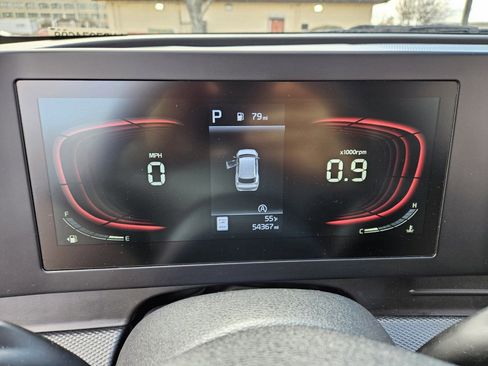 Used 2024 Kia Sportage LX image 27