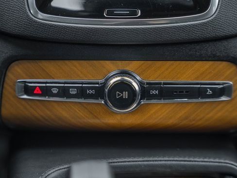 Certified 2023 Volvo XC90 B6 Plus w/ Protection Package Premier image 24