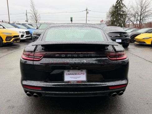 Used 2018 Porsche Panamera 4S image 6