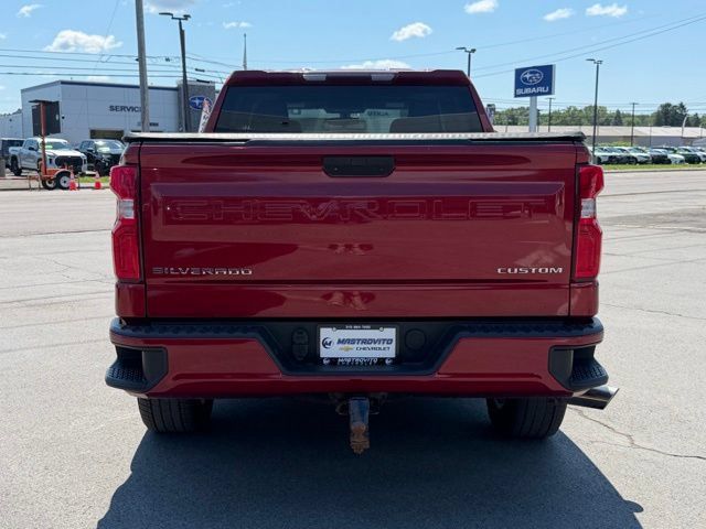 Used 2019 Chevrolet Silverado 1500 Custom w/ Custom Value Package AWD/4WD image 6