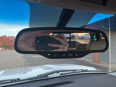 Used 2008 Chevrolet Silverado 3500 LTZ w/ EZ-Lift Tailgate Package image 73