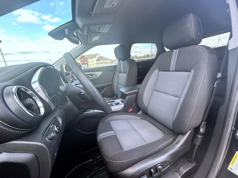 Certified 2023 Chevrolet Blazer LT w/ Convenience Package image 10