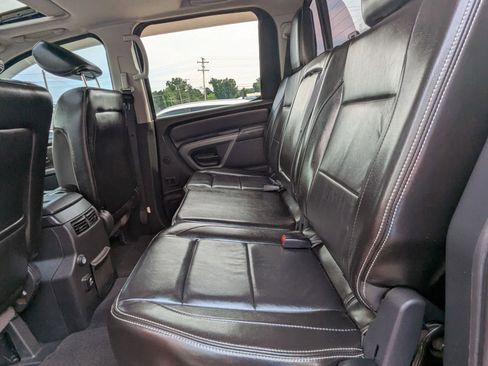 Used 2015 Nissan Titan PRO-4X w/ Pro-4x Luxury Package AWD/4WD image 11