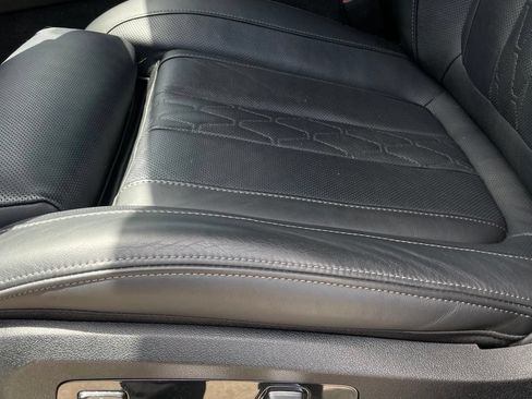 Used 2023 BMW X6 M50i w/ Parking Assistance Package AWD/4WD image 24