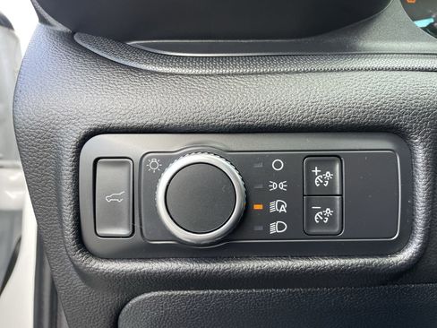 Used 2021 Ford Explorer 2WD image 24