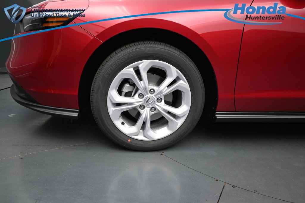 New 2026 Honda Accord LX image 13