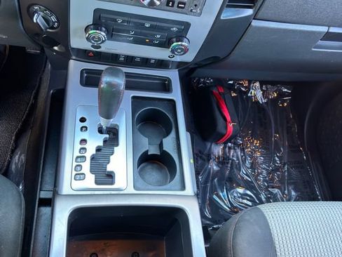 Used 2010 Nissan Titan PRO-4X AWD/4WD image 26