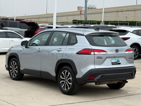 Used 2025 Toyota Corolla Cross AWD Hybrid image 7