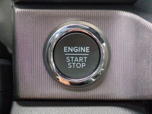 New 2026 Ford F350 Platinum w/ FX4 Off-Road Package image 28