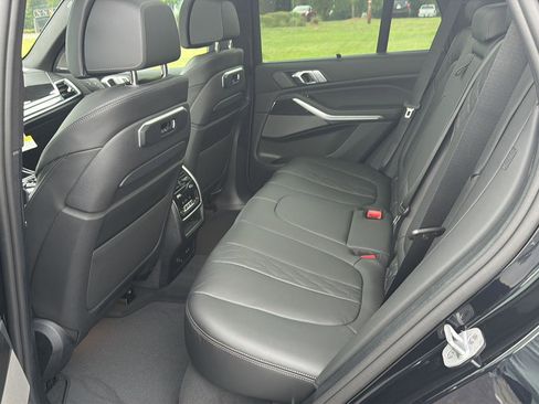 New 2026 BMW X5 sDrive40i w/ Executive Package RWD image 11