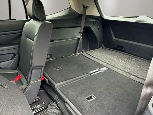 Used 2021 Volkswagen Atlas SE w/ Panoramic Sunroof Package FWD image 27