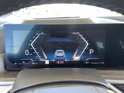 Used 2024 BMW X7 xDrive40i AWD/4WD image 11