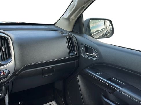 Used 2019 GMC Canyon SLE w/ SLE Convenience Package image 27