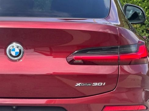 Certified 2025 BMW X4 xDrive30i AWD/4WD image 7