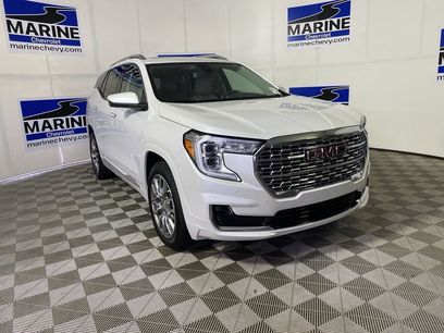 Used 2024 GMC Terrain Denali w/ Denali Premium Package