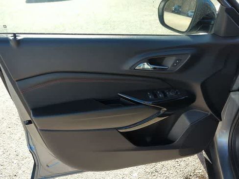 New 2026 Chevrolet Trax RS w/ Sunroof Package image 21