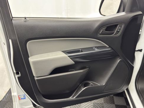 Used 2022 Chevrolet Colorado W/T image 13