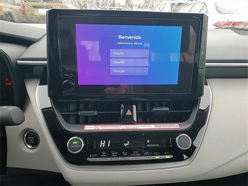 Used 2026 Toyota Corolla LE image 18