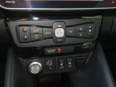 Used 2019 Nissan Leaf SL Plus w/ Protection Package image 22