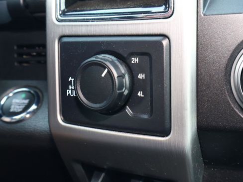 Used 2021 Ford F250 Platinum w/ FX4 Off-Road Package image 33