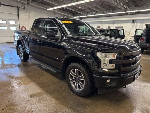 Used 2017 Ford F150 Lariat w/ Equipment Group 502A Luxury AWD/4WD image 8