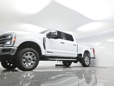 Used 2025 Ford F250 Lariat w/ Chrome Package AWD/4WD image 48