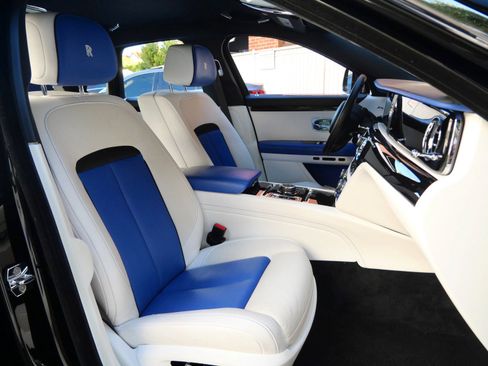 Used 2023 Rolls-Royce Ghost image 28