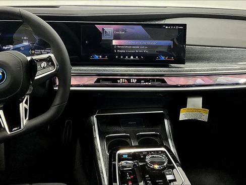 New 2025 BMW i7 eDrive50 RWD image 17