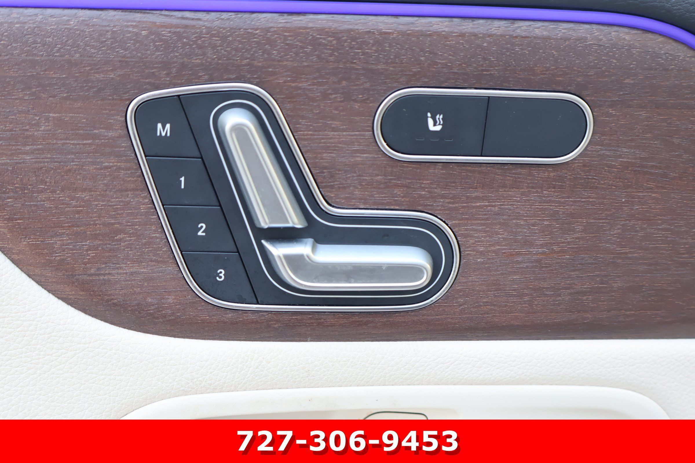 Used 2023 Mercedes-Benz GLB 250 4MATIC w/ Premium Package image 14