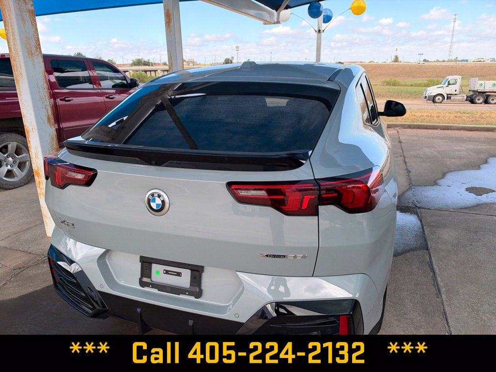 Used 2025 BMW X2 xDrive28i AWD/4WD image 8