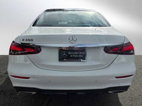 Used 2022 Mercedes-Benz E 350 Sedan image 4